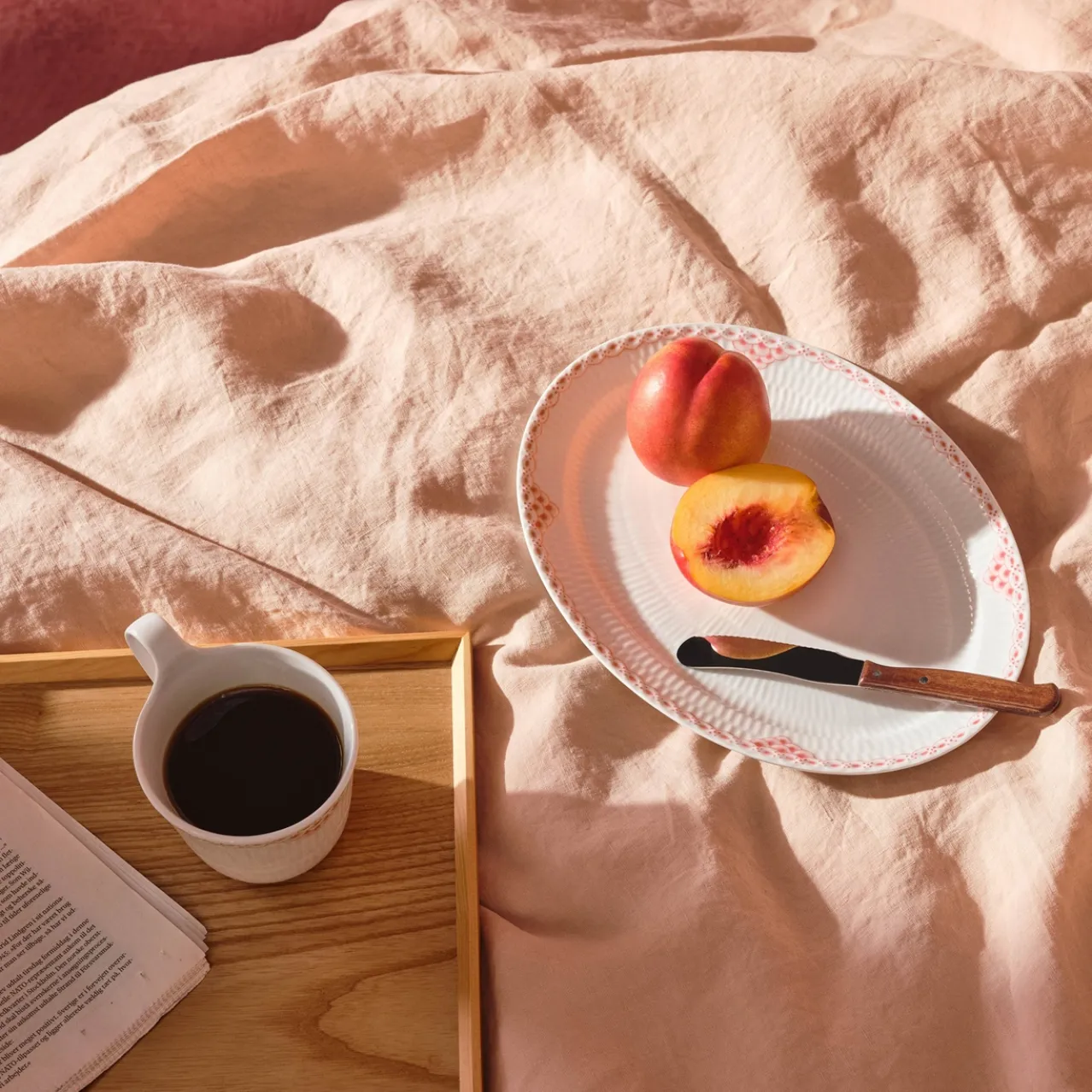 Coral Lace Dish, 28 cm