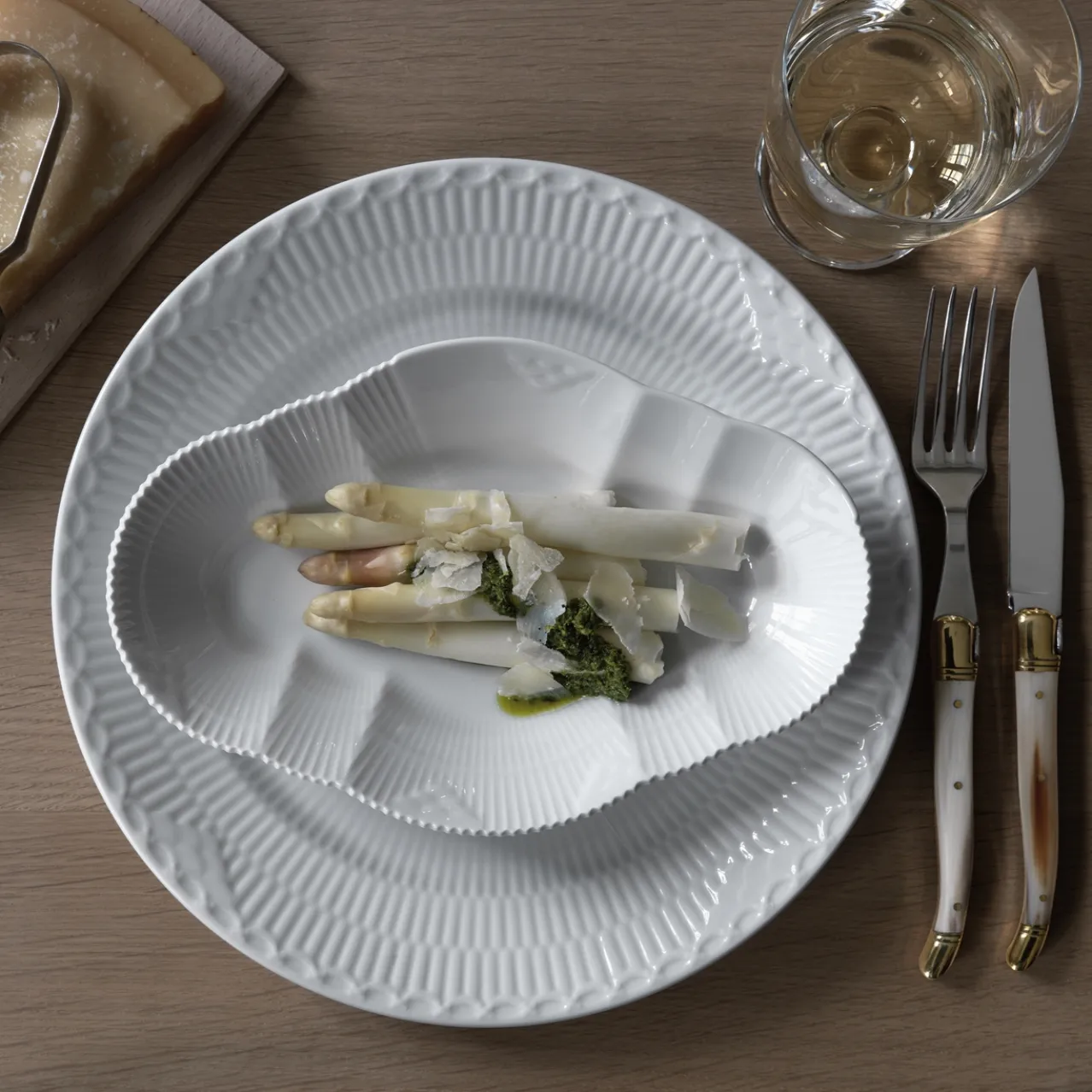 White Fluted Half Lace Plate, 27 cm